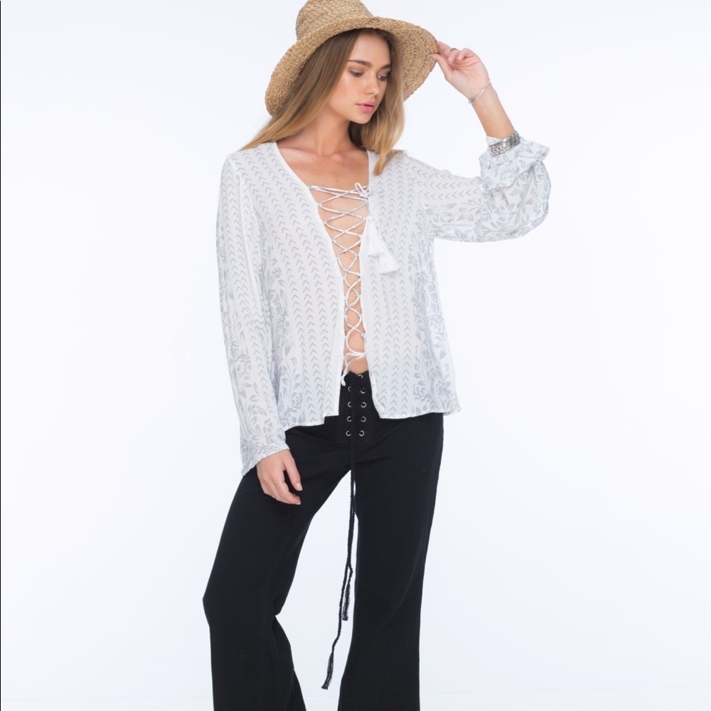 Indah Pisces Top Mandala GreyWhite